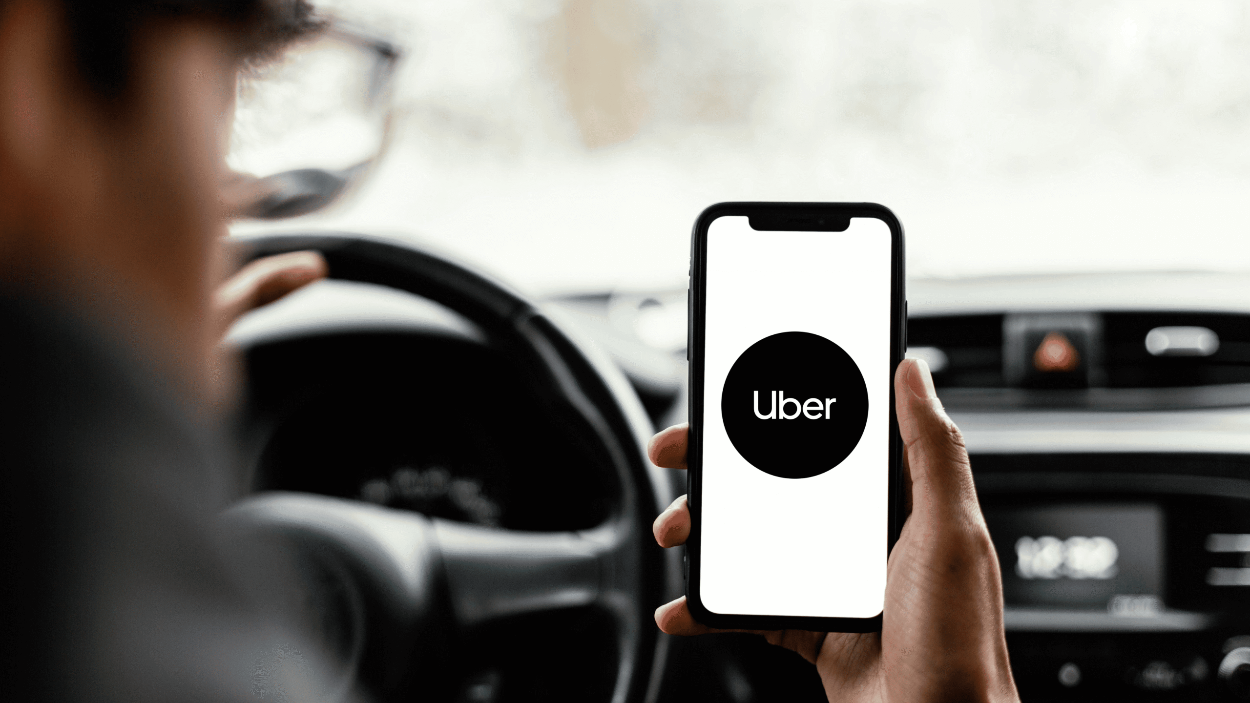 10 motivos que levam motoristas da Uber a darem nota baixa a passageiros