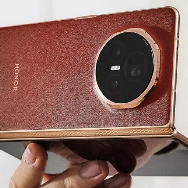 Honor quer ofuscar Samsung com lançamento de celular dobrável mais fino do mundo